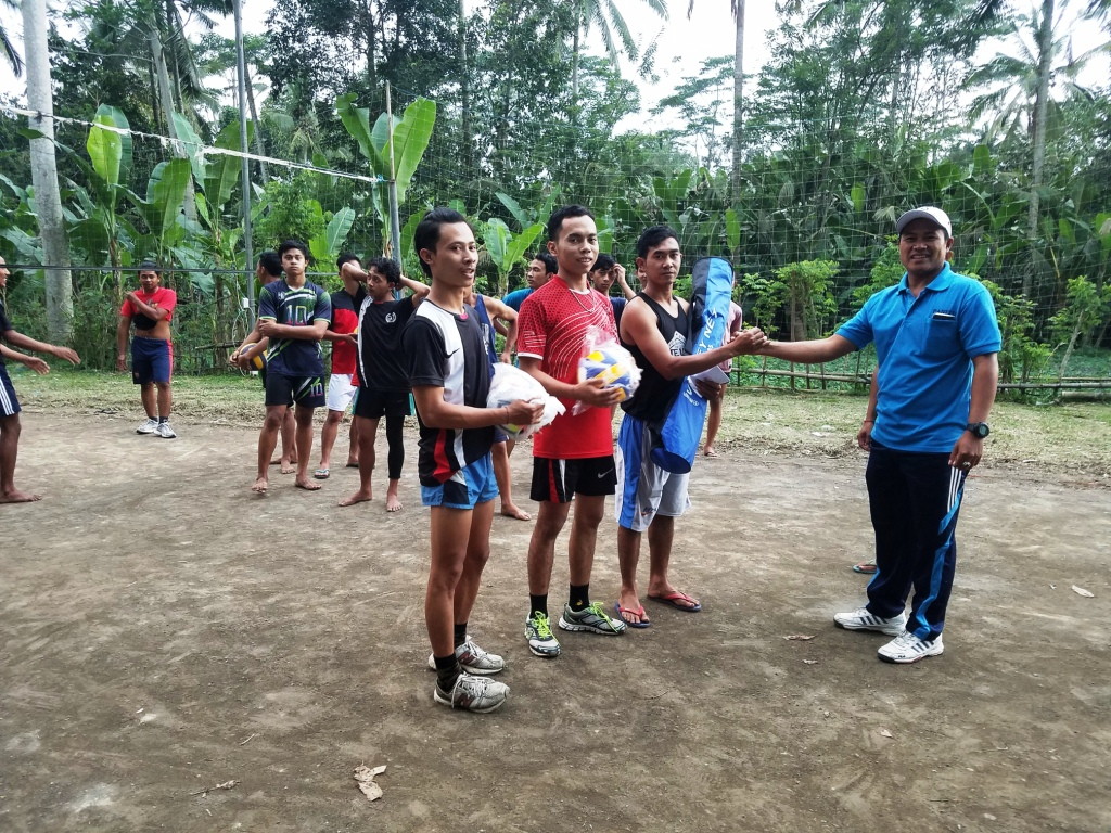 RAPAT PEMBAHASAN DAN PENYEPAKATAN APBDES PERUBAHAN TARO TAHUN 2019
